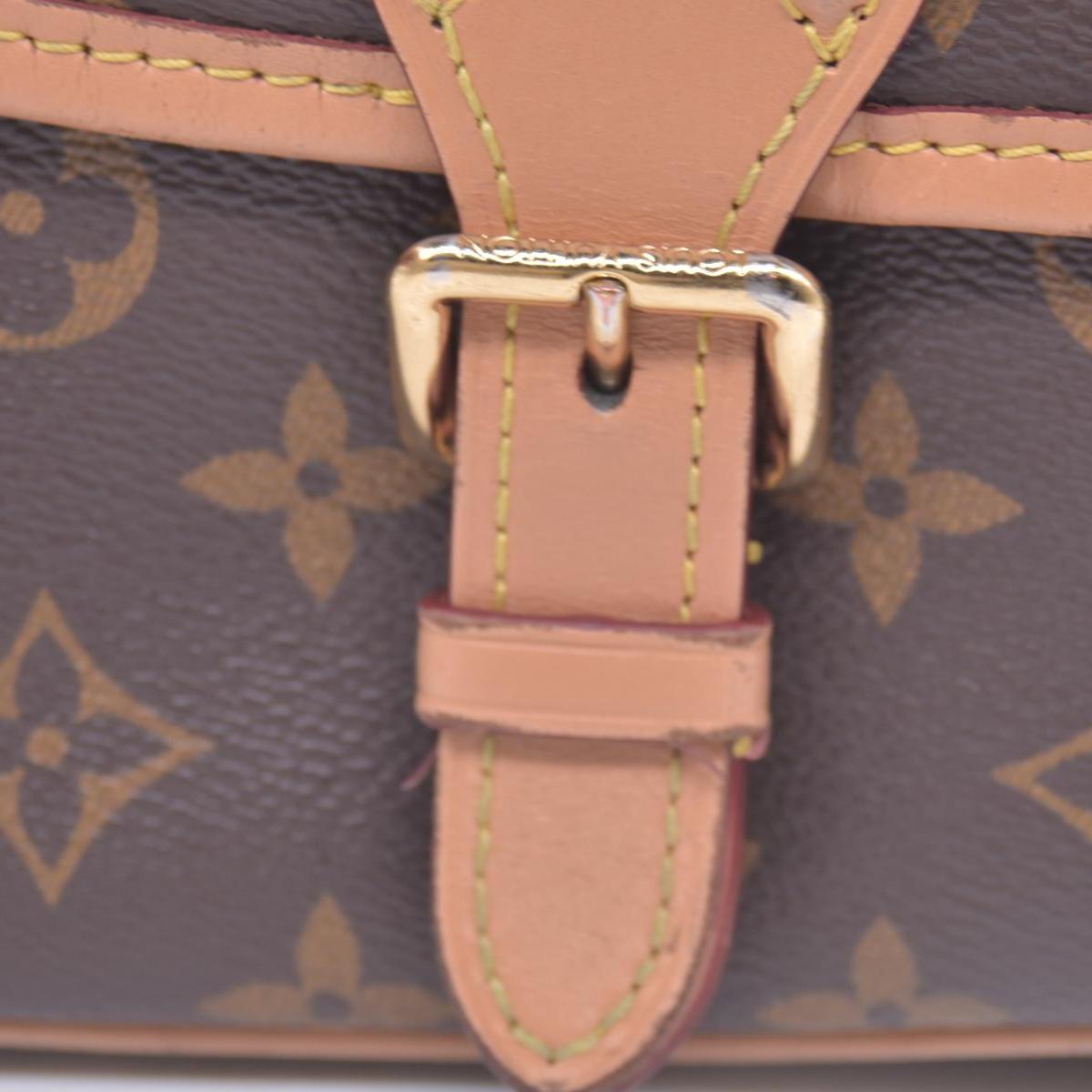 $2940 Louis Vuitton Monogram Diane Black