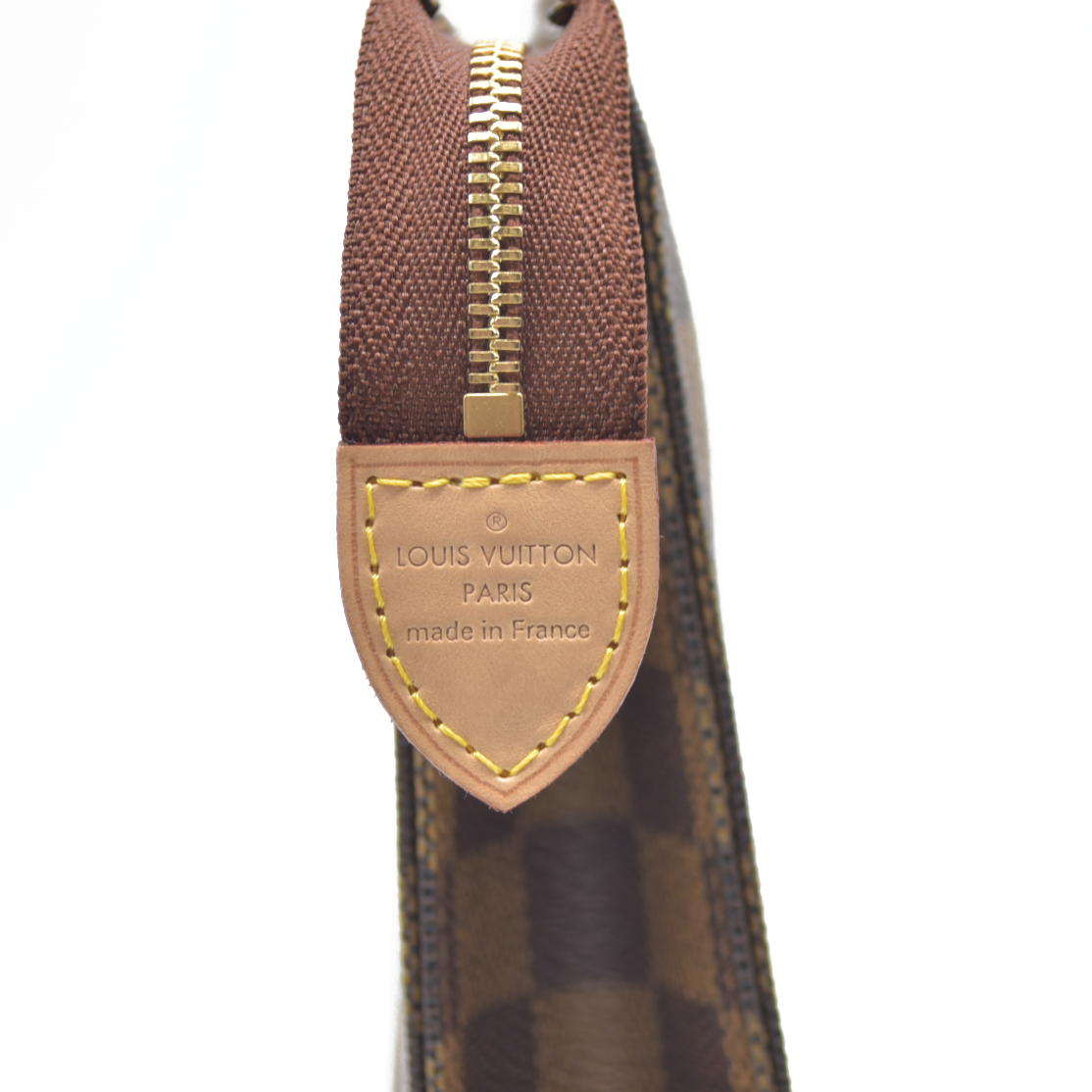 CONSIGNMENT AUCTION $1050 Louis Vuitton  Damier Ebene Toiletry Pouch 26