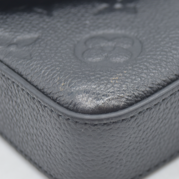 $1720 Louis Vuitton LV Monogram Pochette Félicie Black RFID