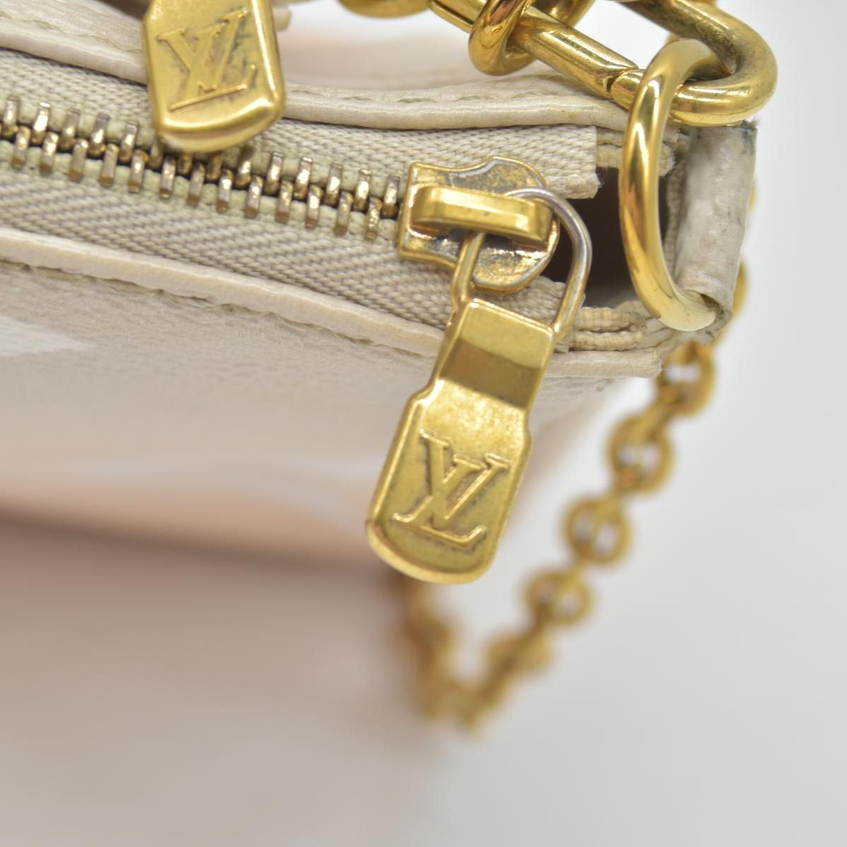$2240 Louis Vuitton Monogram Giant By The Pool Multi Pochette Accessories Brume