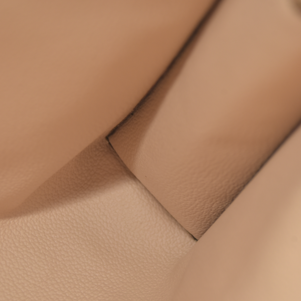 CONSIGNMENT AUCTION $1050 Louis Vuitton  Damier Ebene Toiletry Pouch 26