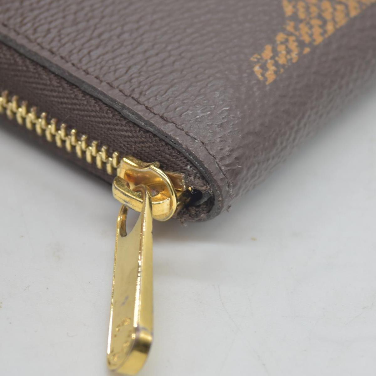 Louis Vuitton  Vintage Monogram Giant Pattern Zippy Coin Purse