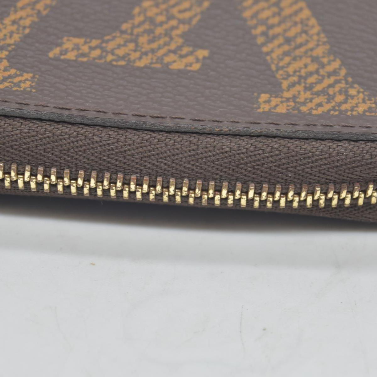 Louis Vuitton  Vintage Monogram Giant Pattern Zippy Coin Purse