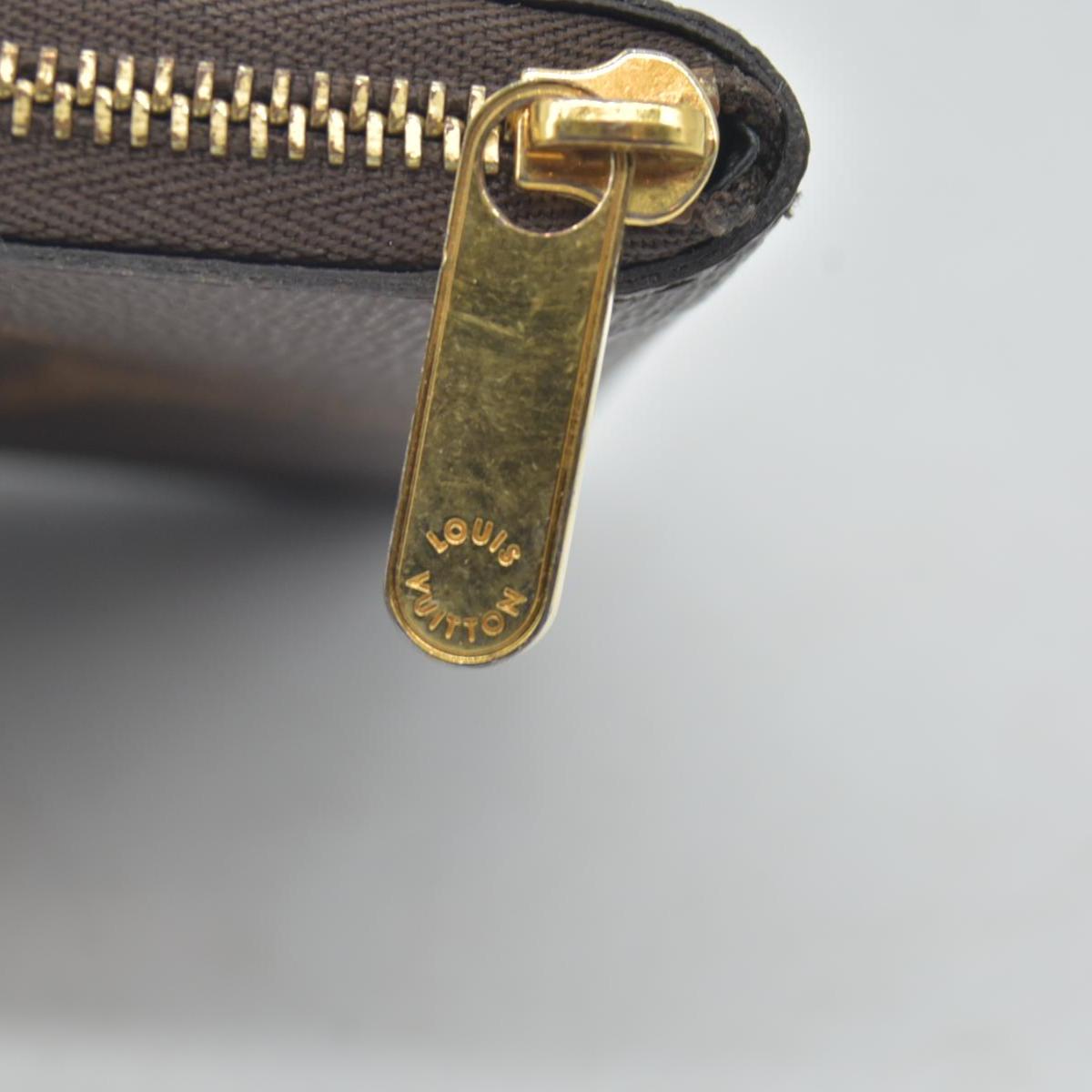 Louis Vuitton  Vintage Monogram Giant Pattern Zippy Coin Purse
