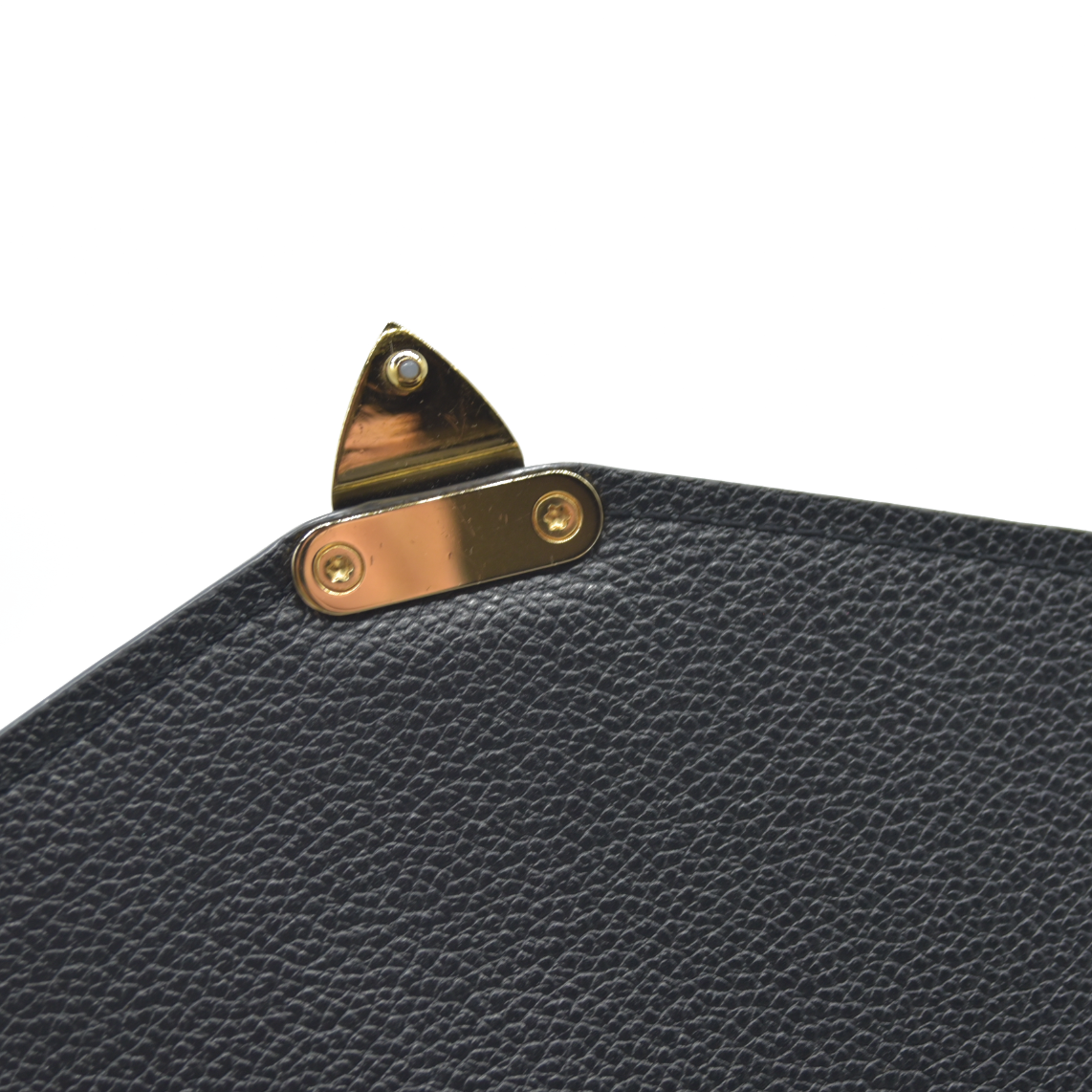 $3150 Louis Vuitton Empreinte Monogram Giant Pochette Metis Black Beige Bicolor CONSIGNMENT