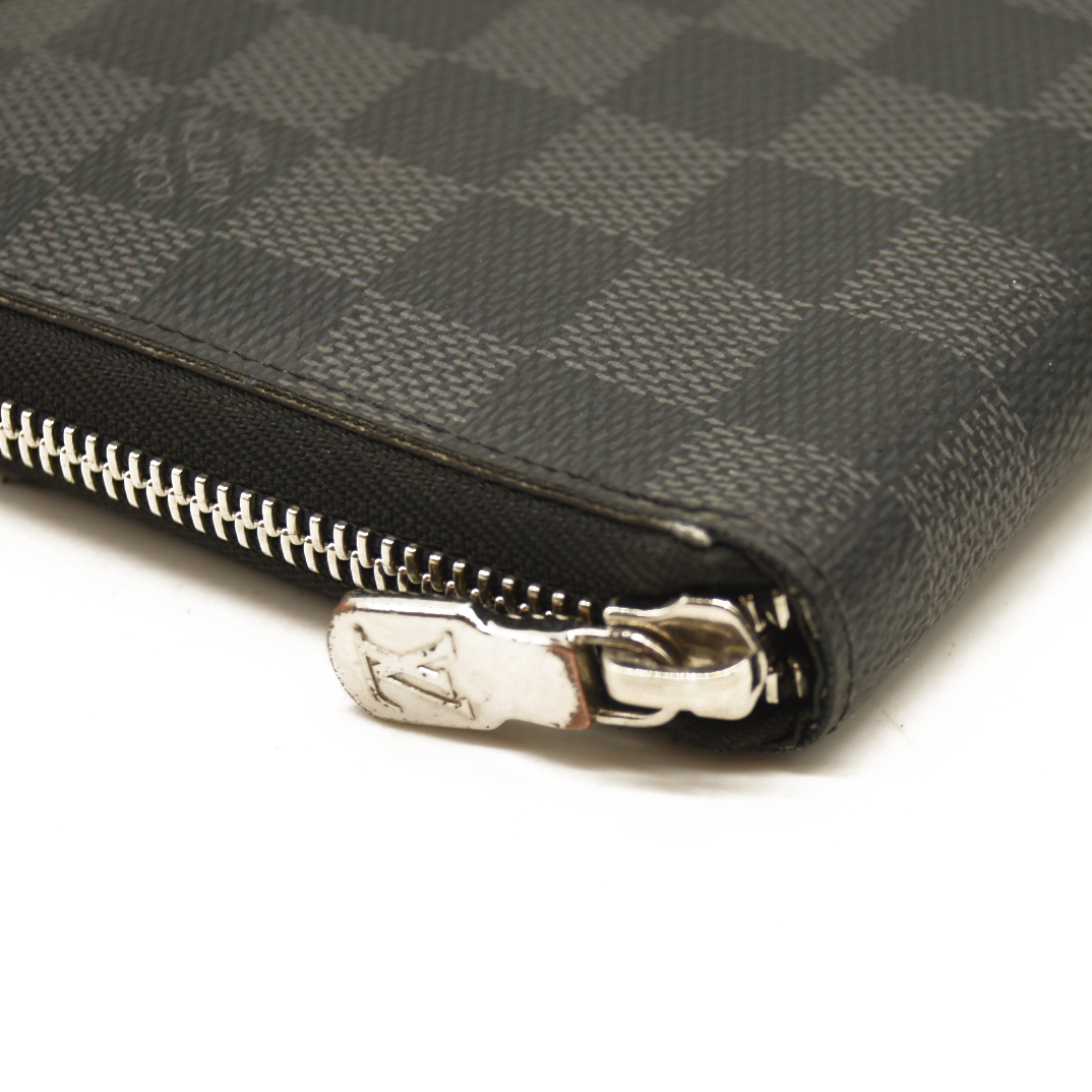 Louis Vuitton  Damier Graphite Zippy Organizer Wallet CA4118