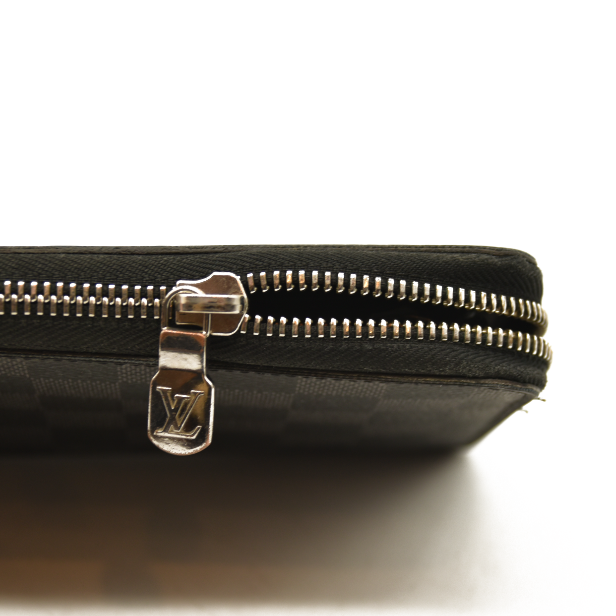 Louis Vuitton  Damier Graphite Zippy Organizer Wallet CA4118