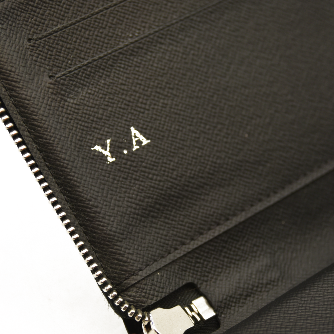 Louis Vuitton  Damier Graphite Zippy Organizer Wallet CA4118