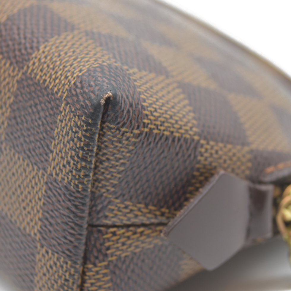 CONSIGNMENT AUCTION $600 Louis Vuitton  Damier Ebene Cosmetic Pouch