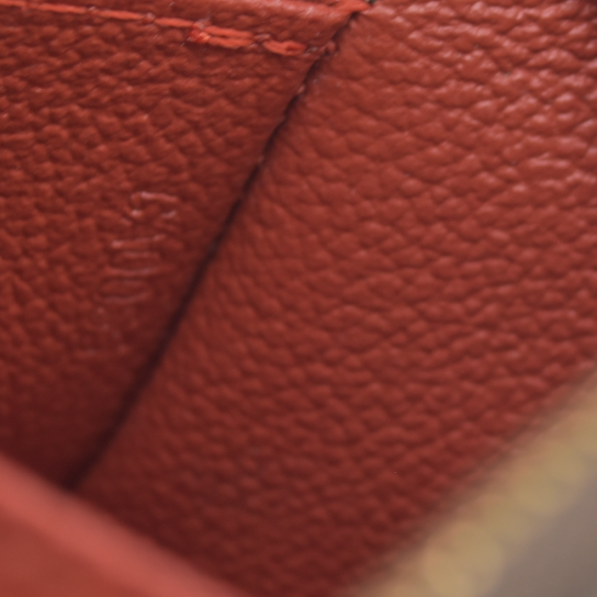 CONSIGNMENT AUCTION $600 Louis Vuitton  Damier Ebene Cosmetic Pouch