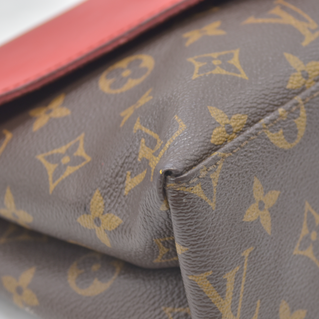 $1740 Louis Vuitton Monogram Epi Saint Michel Coquelicot CA2177 2017
