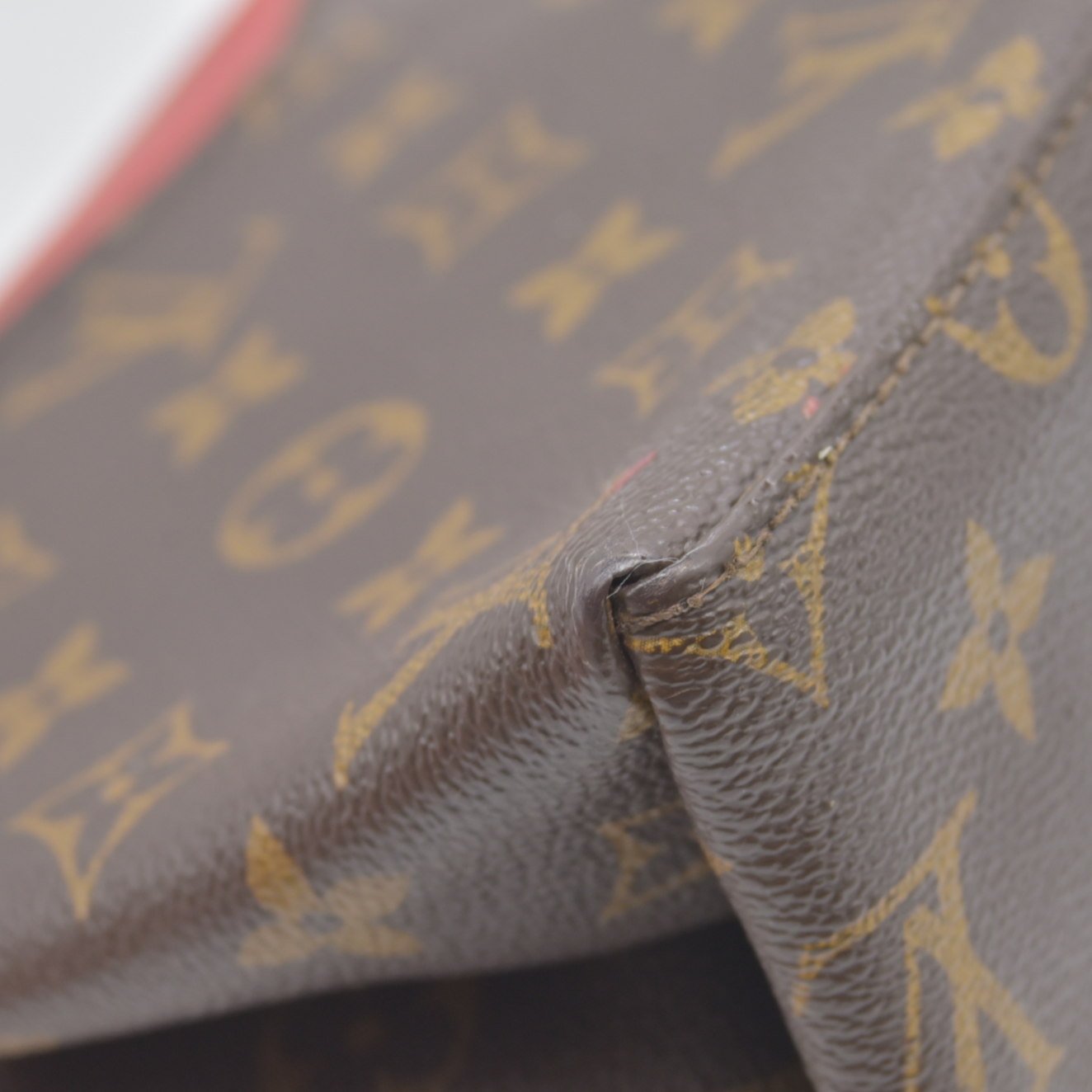 $1740 Louis Vuitton Monogram Epi Saint Michel Coquelicot CA2177 2017