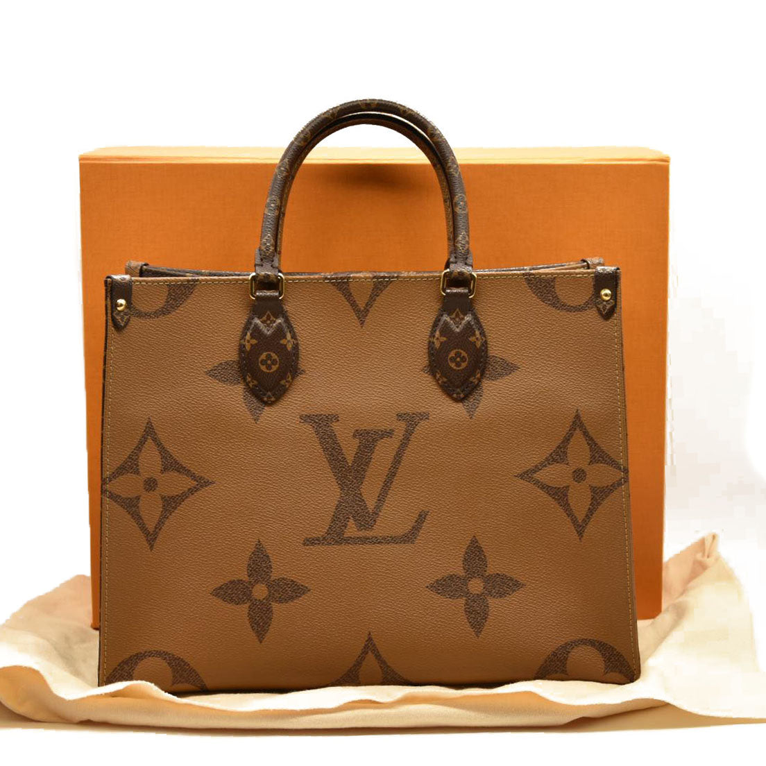 Louis Vuitton  Reverse Monogram Giant Onthego MM RFID/FP0250