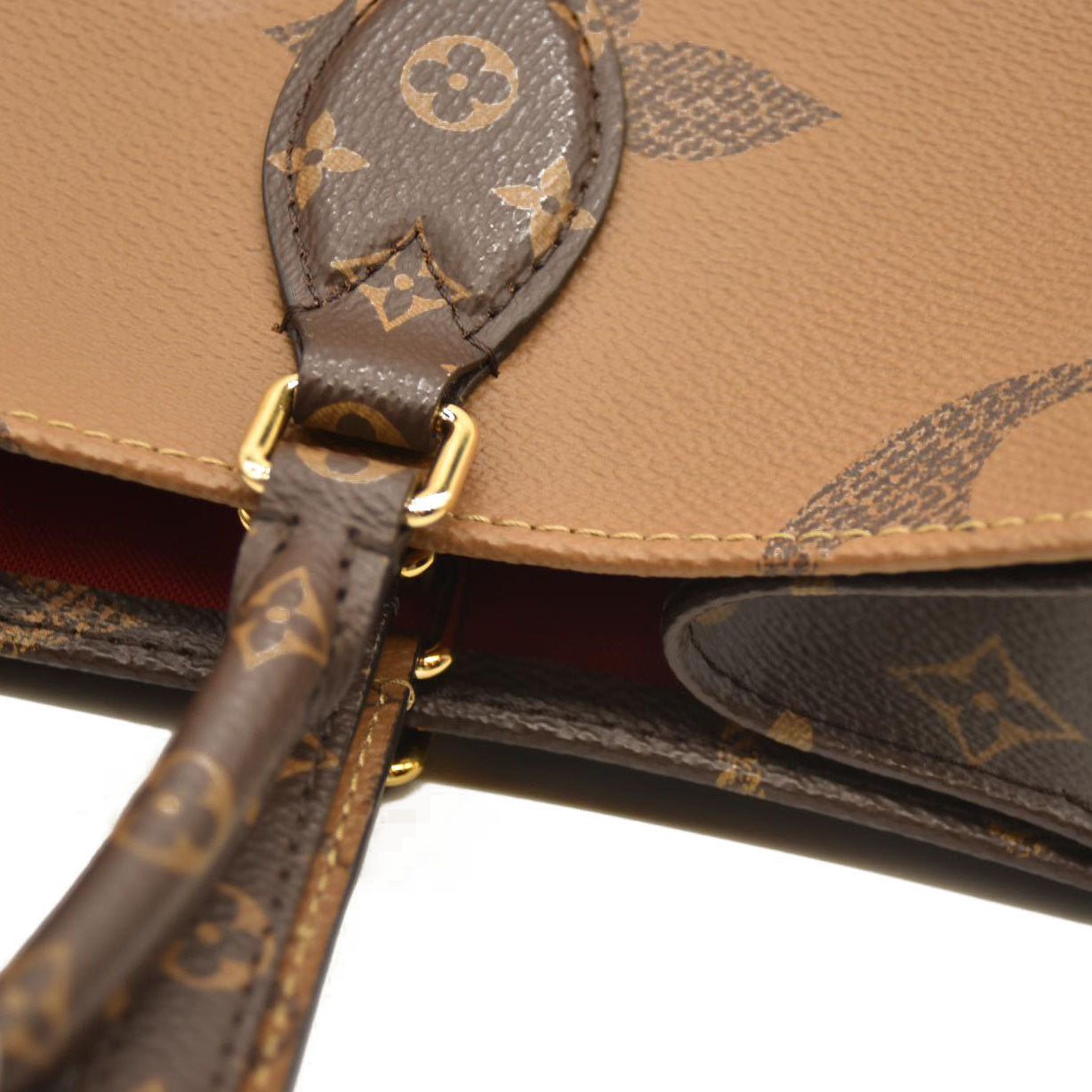 Louis Vuitton  Reverse Monogram Giant Onthego MM RFID/FP0250