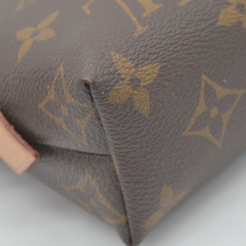 Louis Vuiiton Monogram Cosmetic Pouch GM SR0280