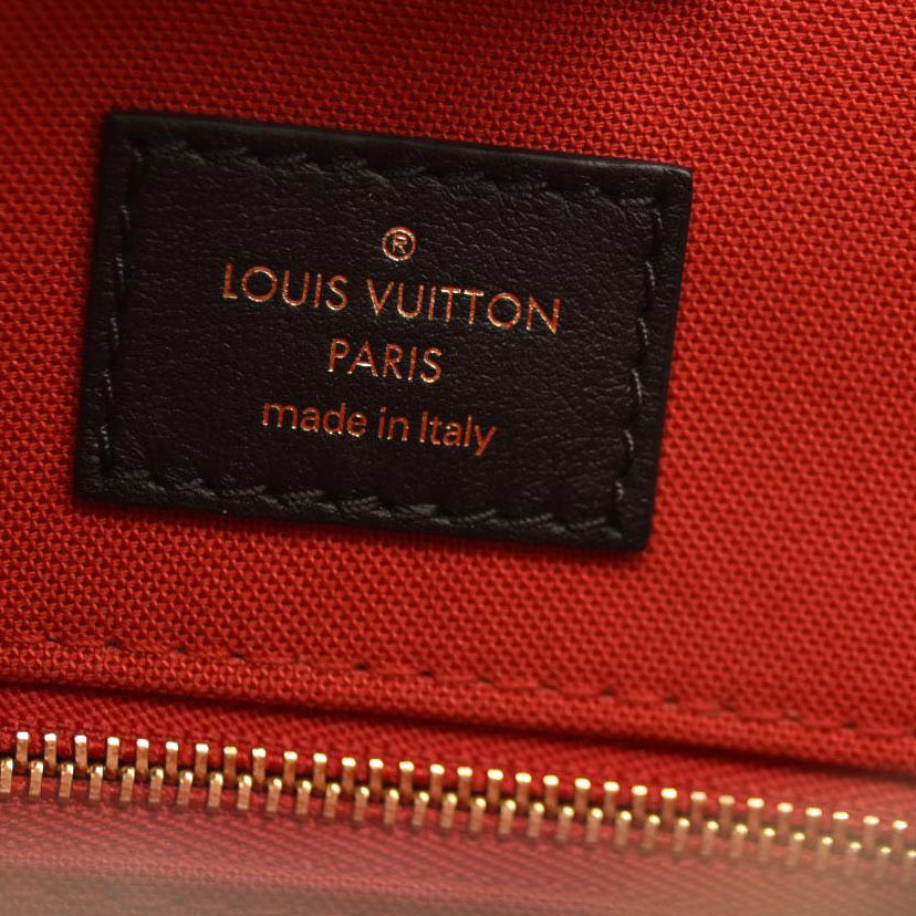 Louis Vuitton  Reverse Monogram Giant Onthego MM RFID/FP0250