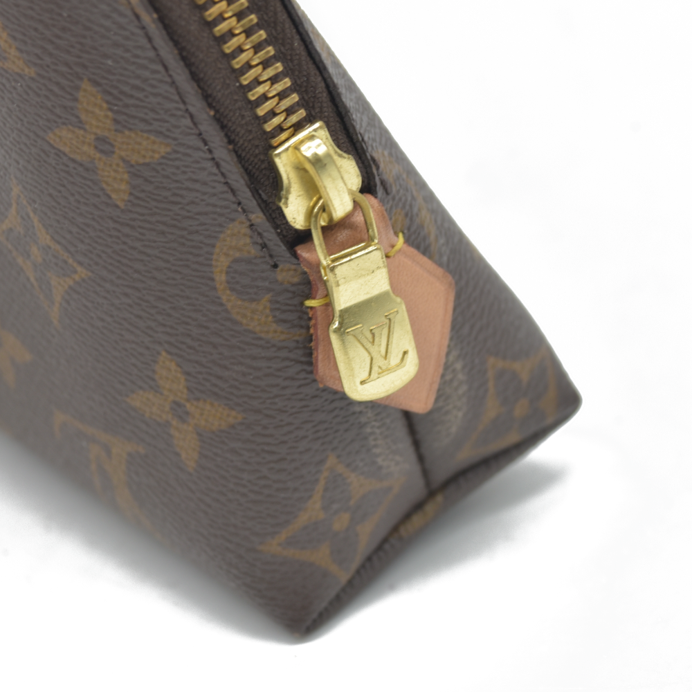Louis Vuiiton Monogram Cosmetic Pouch GM SR0280