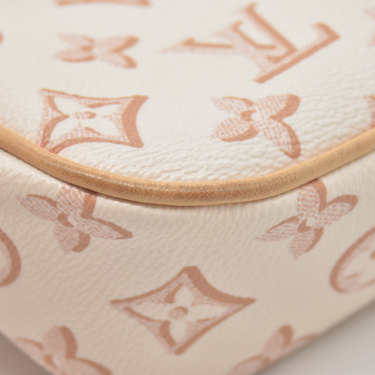 Louis Vuitton Monogram Fall For You Maxi Multi Pochette Accessories Beige Clair