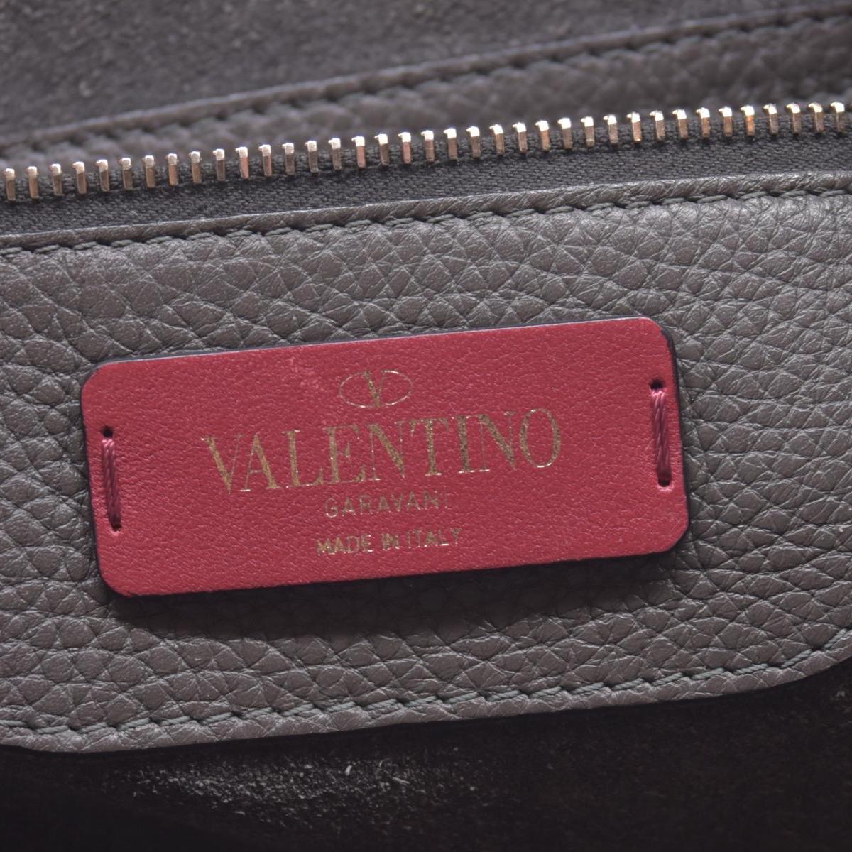 $1850 Valentino Garavani Grained Calfskin Small Rockstud Shoulder Tote Grey