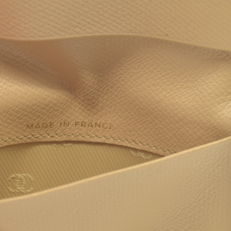 AUCTION CHANEL Coco Button Leather Card Case Holder Short Purse Beige