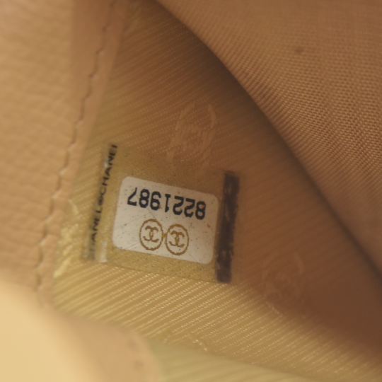 AUCTION CHANEL Coco Button Leather Card Case Holder Short Purse Beige