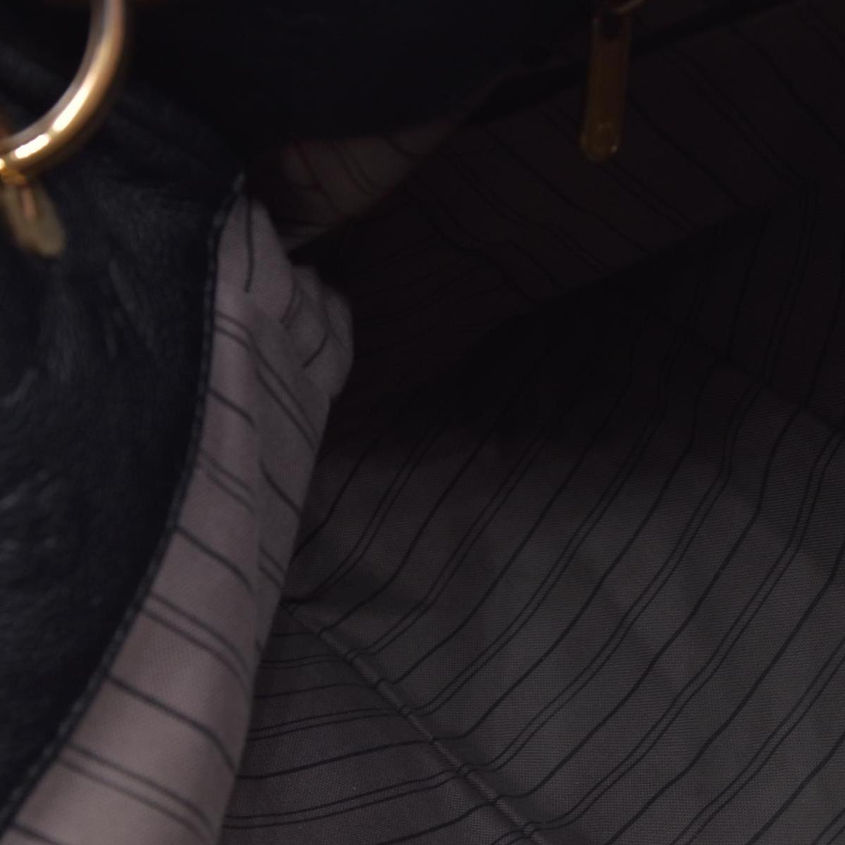 $3800 2016 Louis Vuitton Empreinte Artsy MM Black CA4196