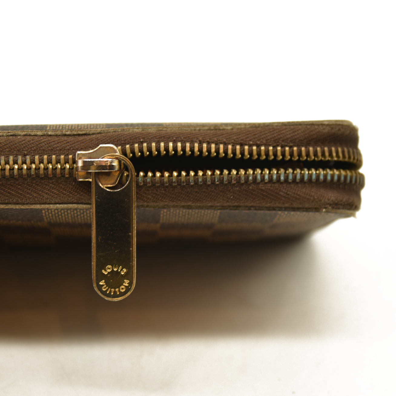 $880 Louis Vuitton Damier Ebene Zippy Wallet VI4058