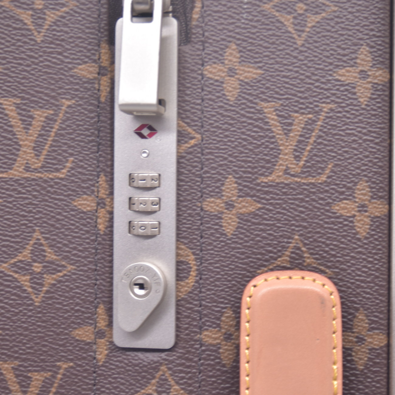 $3450 2021 Louis Vuitton Monogram Horizon 50 Carryon Suitcase BA0291