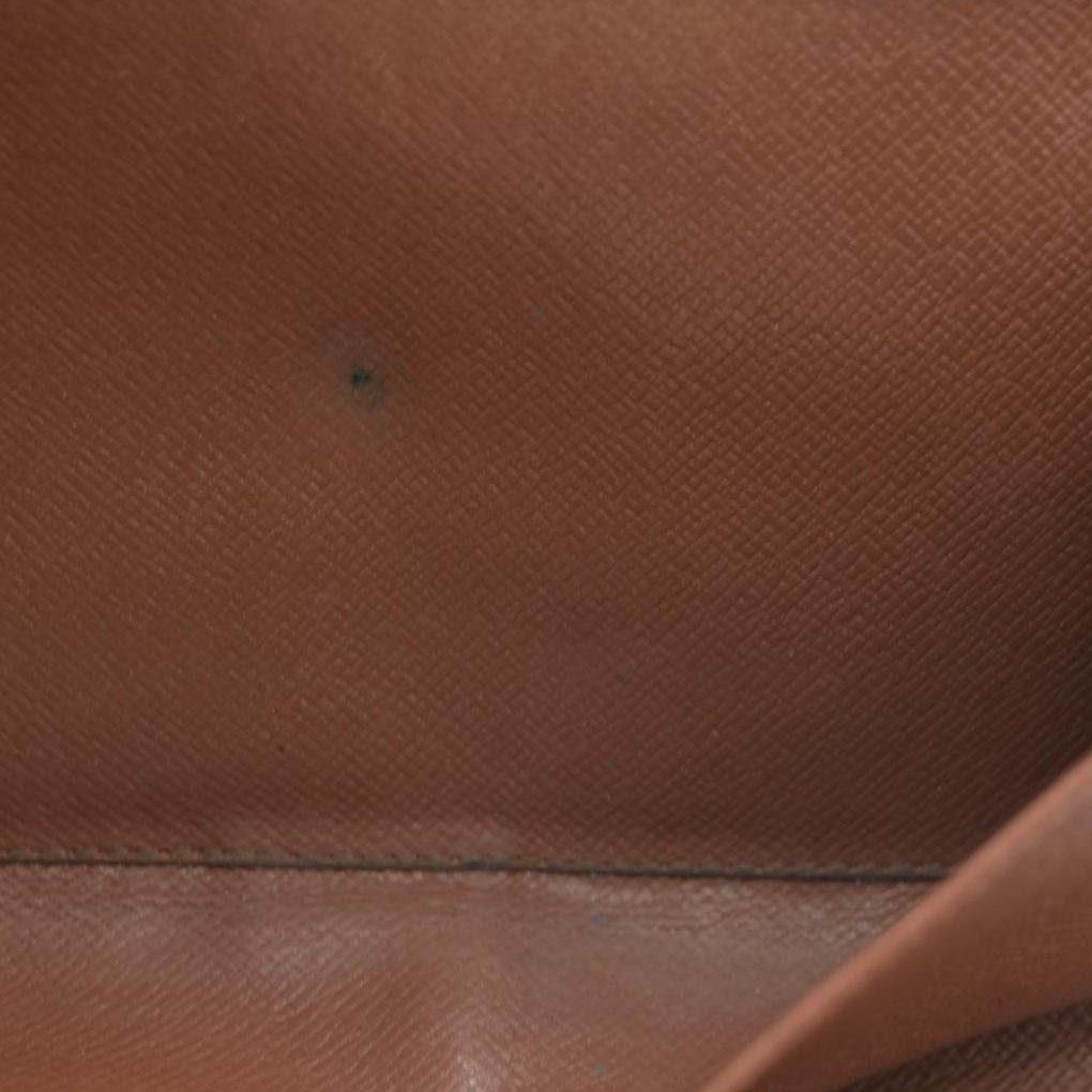 AUCTION $725 Louis Vuitton Monogram Trifold Sarah Wallet