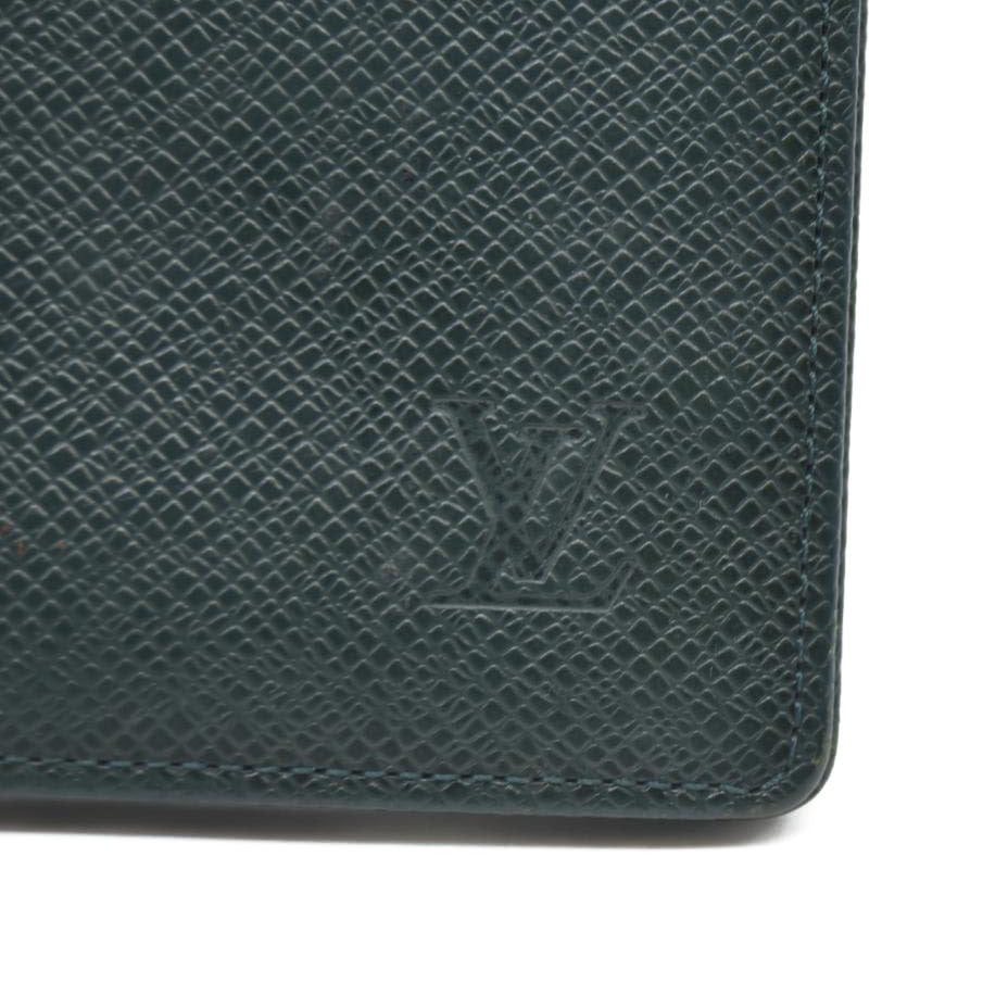 Louis Vuitton Taiga Porte Valeurs Cartes Credit Leather Long Wallet VI0927