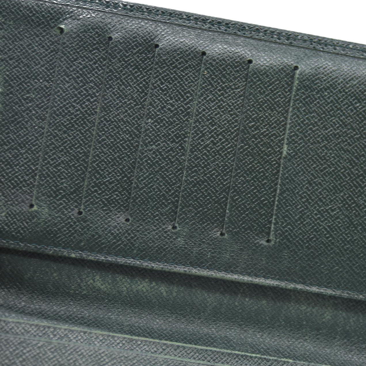 Louis Vuitton Taiga Porte Valeurs Cartes Credit Leather Long Wallet VI0927