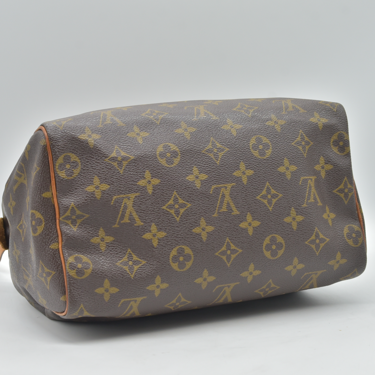 $1490 1991 Louis Vuitton Monogram Speedy 25 MI0911