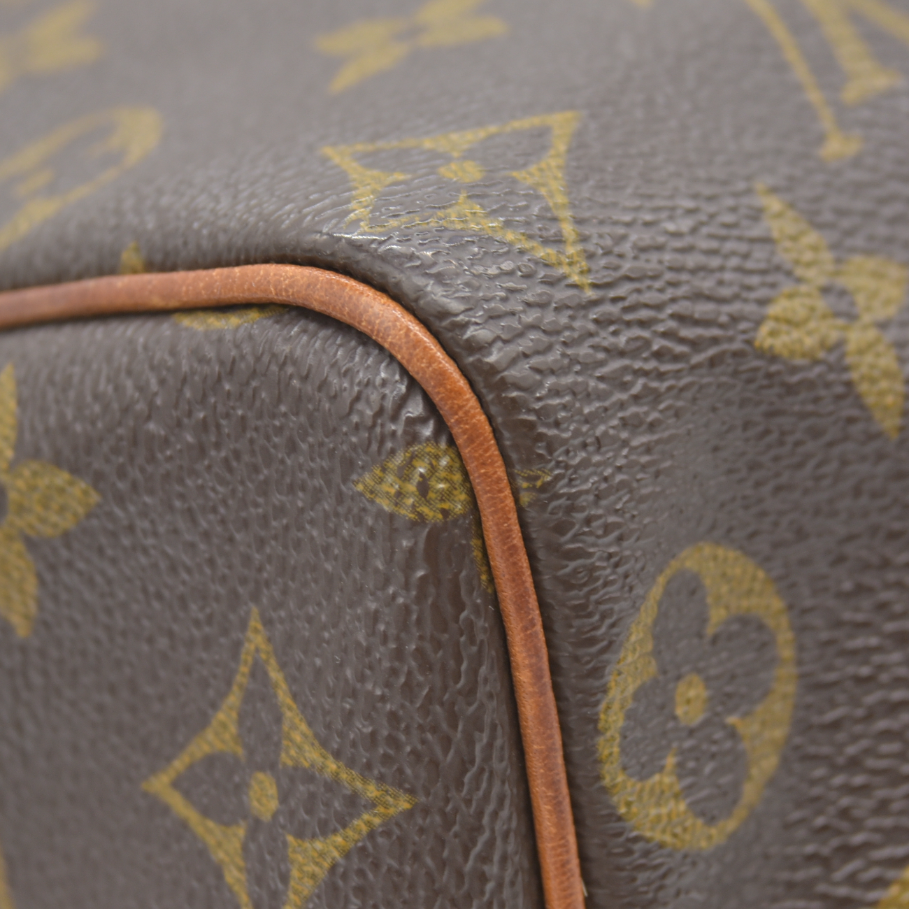 $1490 1991 Louis Vuitton Monogram Speedy 25 MI0911