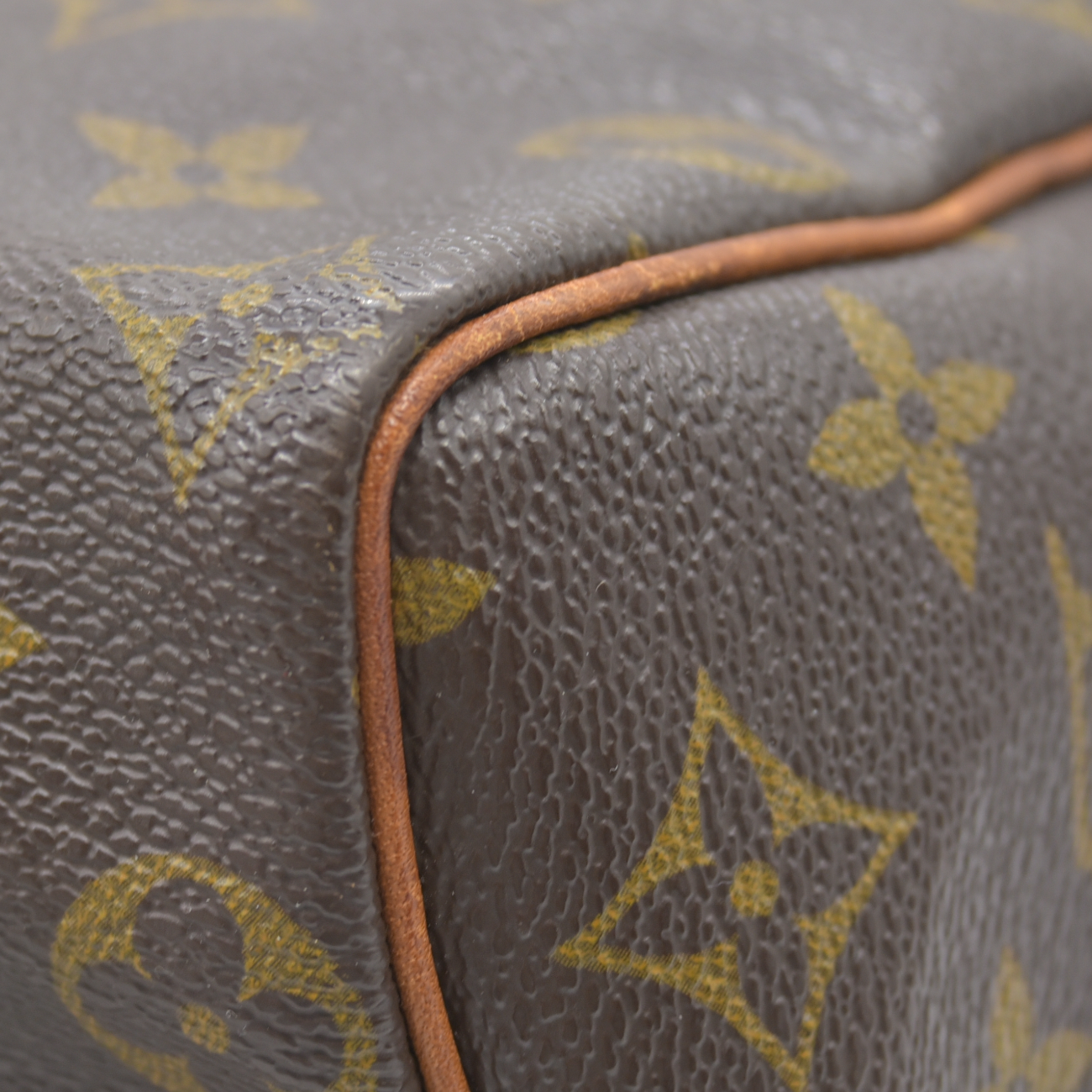 $1490 1991 Louis Vuitton Monogram Speedy 25 MI0911