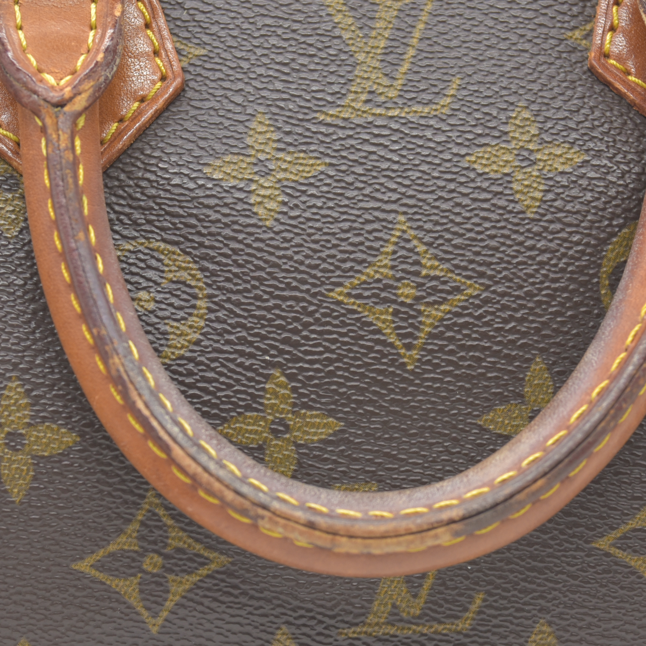 $1490 1991 Louis Vuitton Monogram Speedy 25 MI0911