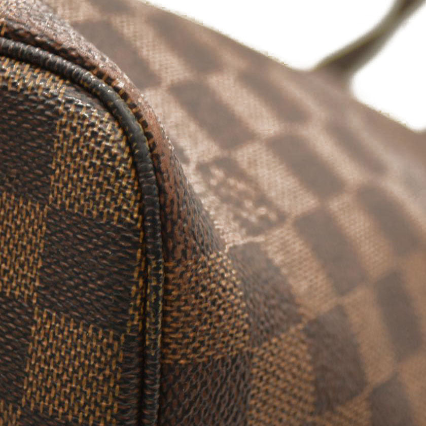 LOUIS VUITTON Damier Ebene Neverfull MM Inside pocket peeling