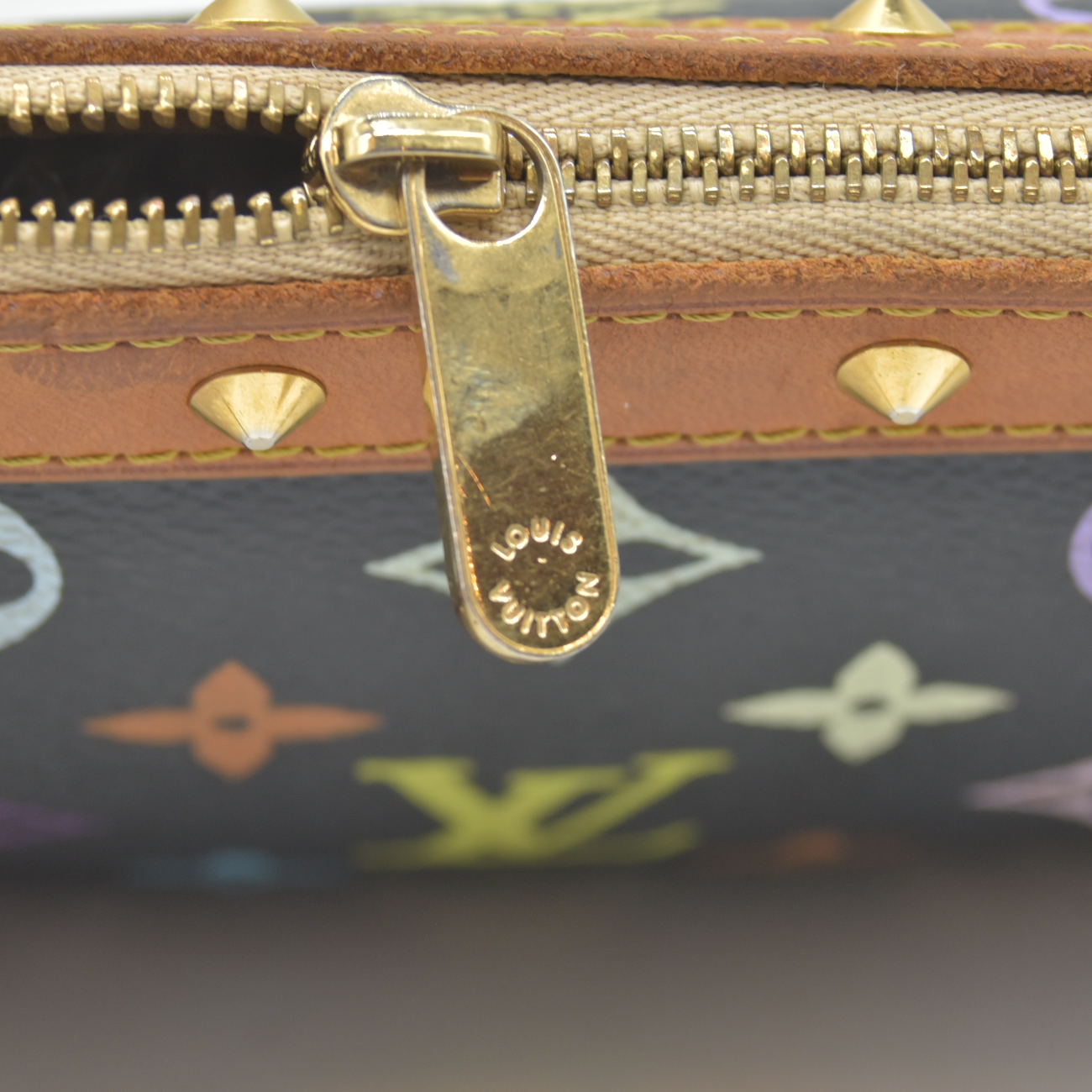 $1490 2003 Louis Vuitton Monogram Multicolor Pochette Accessories Black SL0093