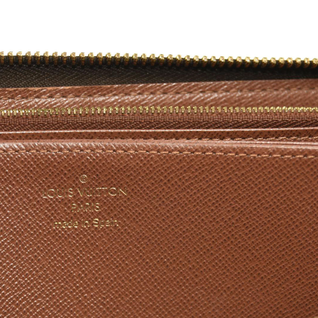 Louis Vuitton  Monogram Zippy Wallet GI4128