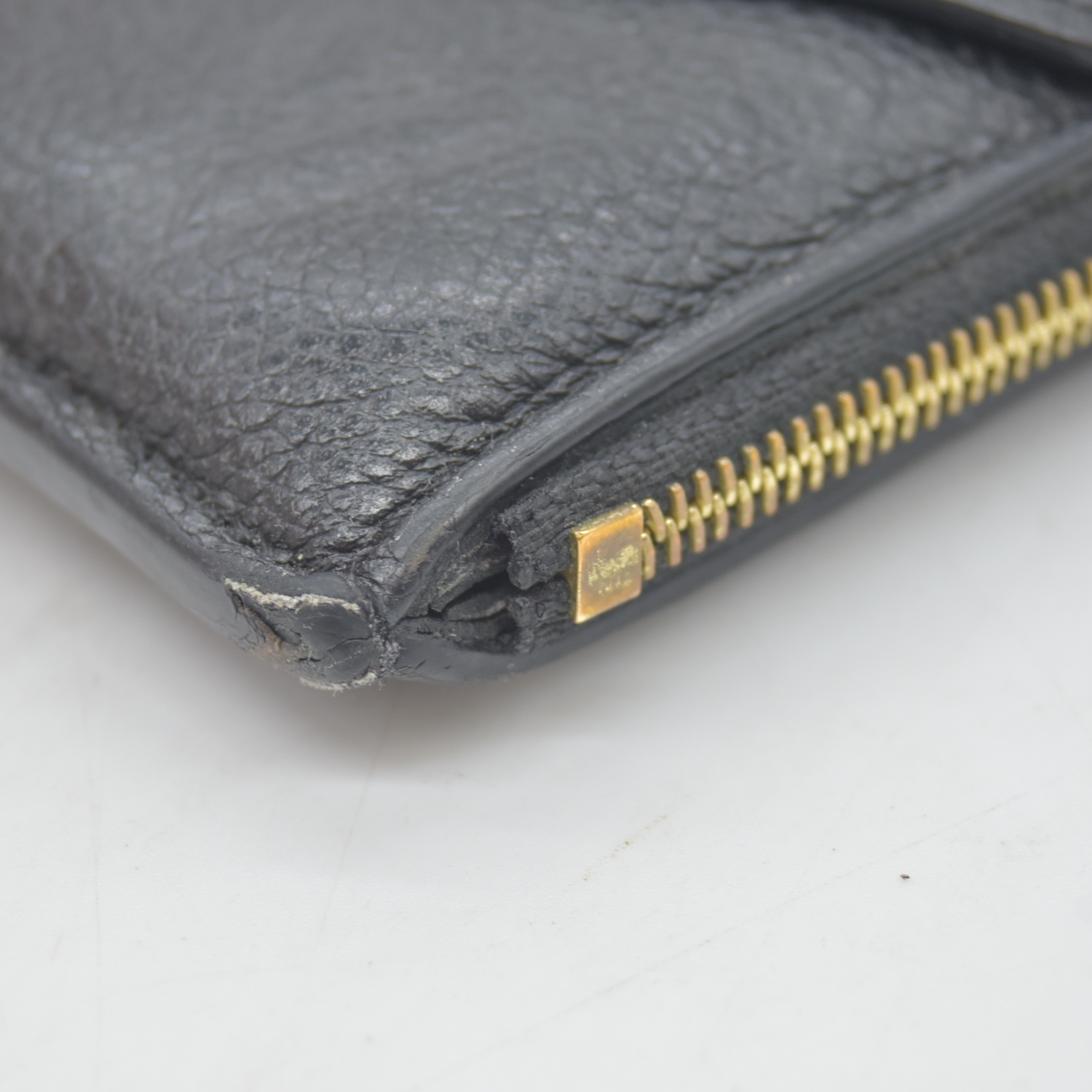 $840 Louis Vuitton  LV Monogram Empreinte Leather Card Holder Recto Verso
