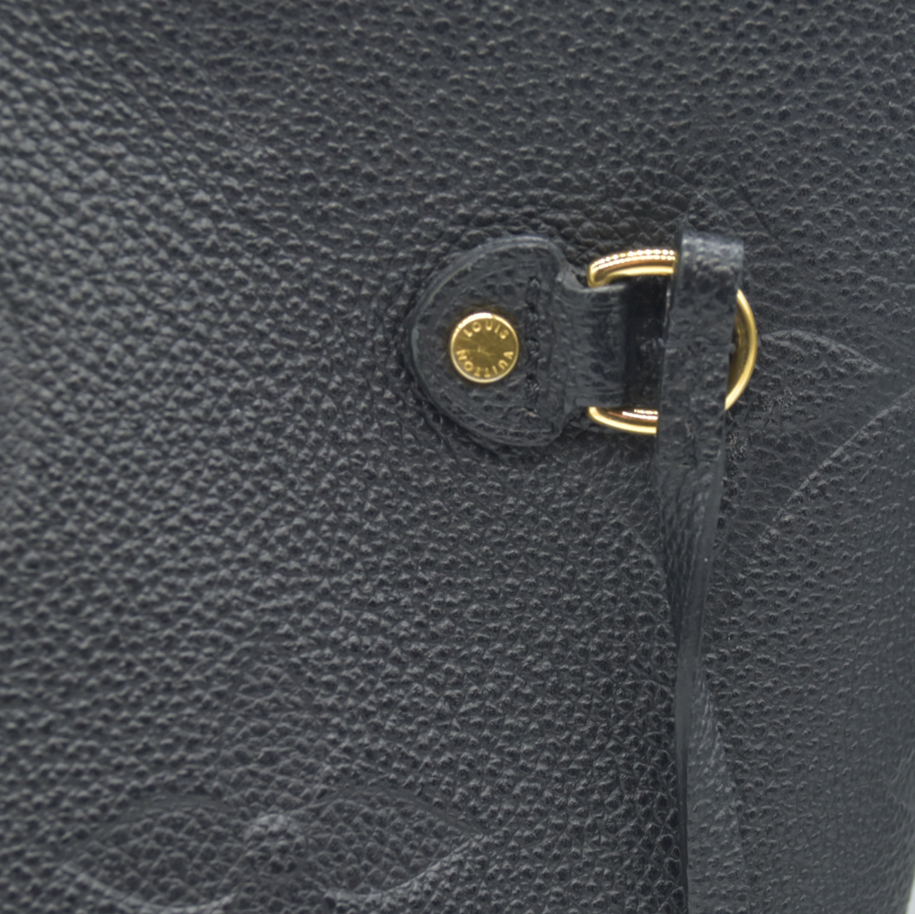 $2940 Louis Vuitton Monogram Giant Neverfull MM Black RFID