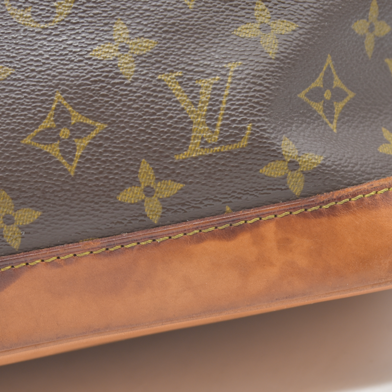 $2090 1994 Louis Vuitton Monogram Alma PM VI0974