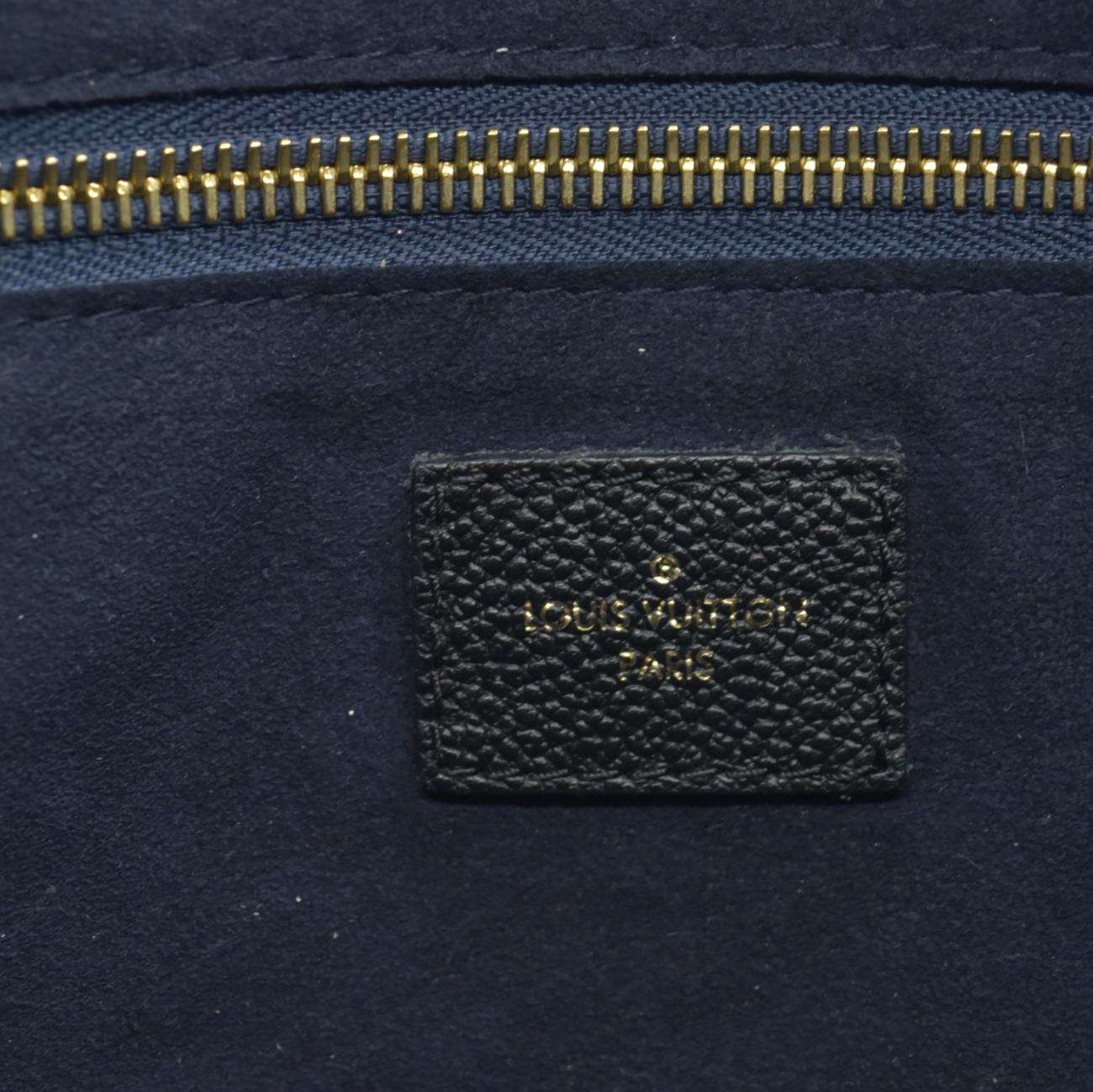 $2940 Louis Vuitton Monogram Giant Neverfull MM Black RFID