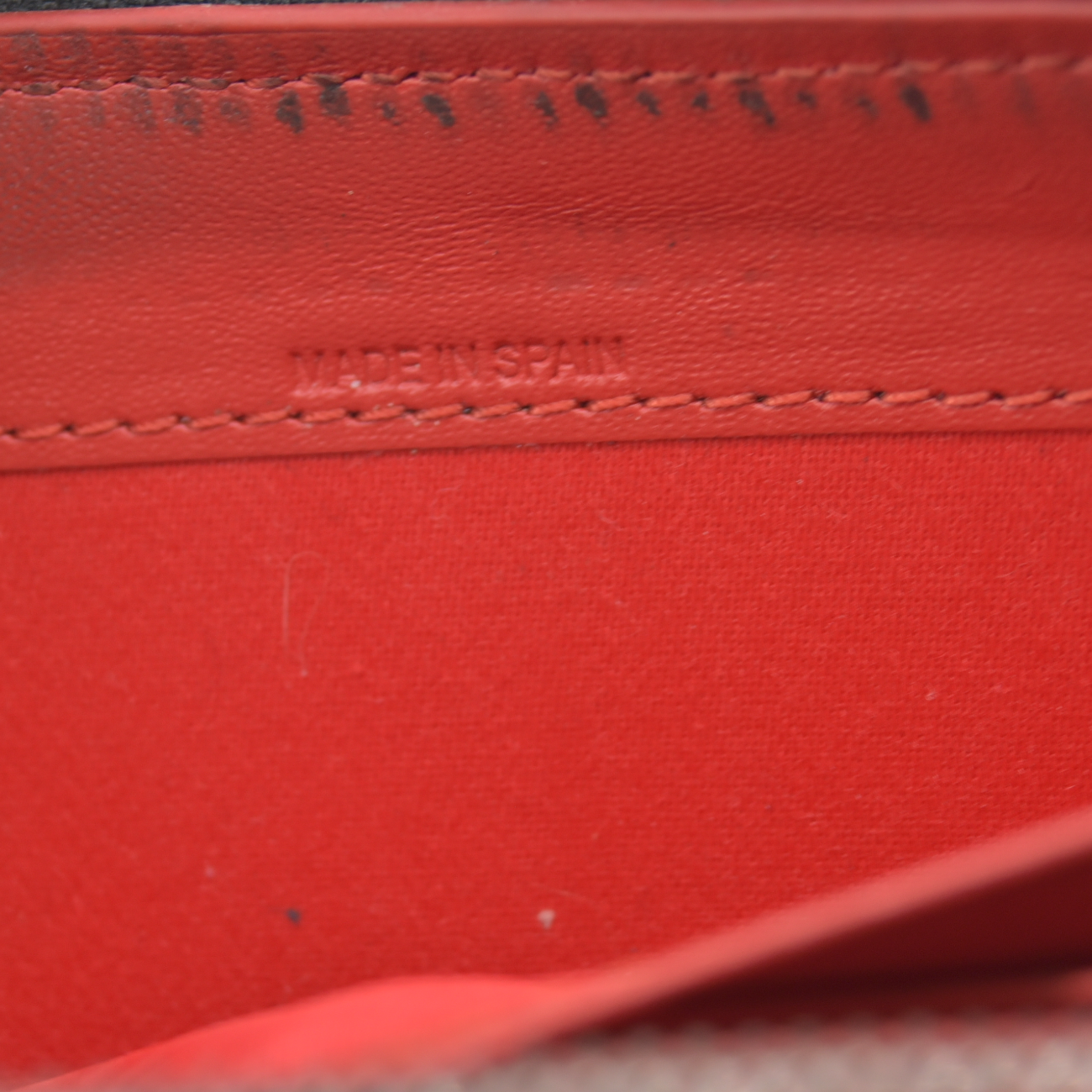 $790 Christian Louboutin Calfskin Panettone Zip Around Wallet Loubi Black