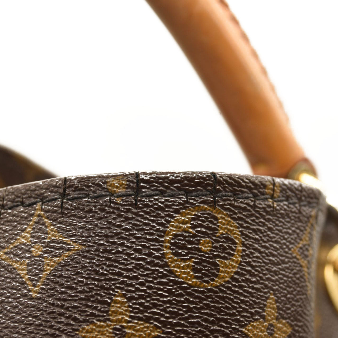 2010 $2600 LOUIS VUITTON Monogram Artsy MM AR4110