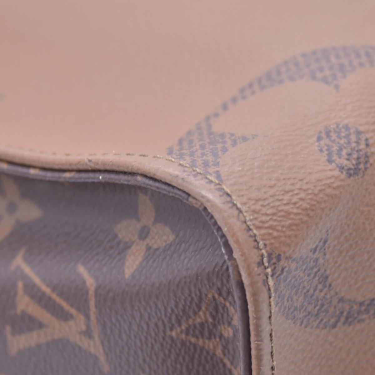 $3300 RFID Louis Vuitton Reverse Monogram Giant Onthego MM