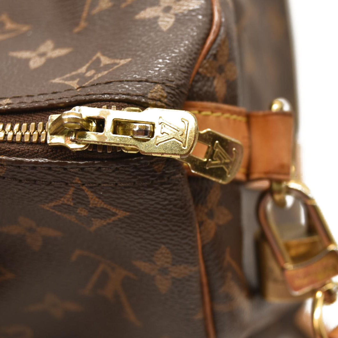 LOUIS VUITTON Monogram Speedy Bandouliere 30 SP1145