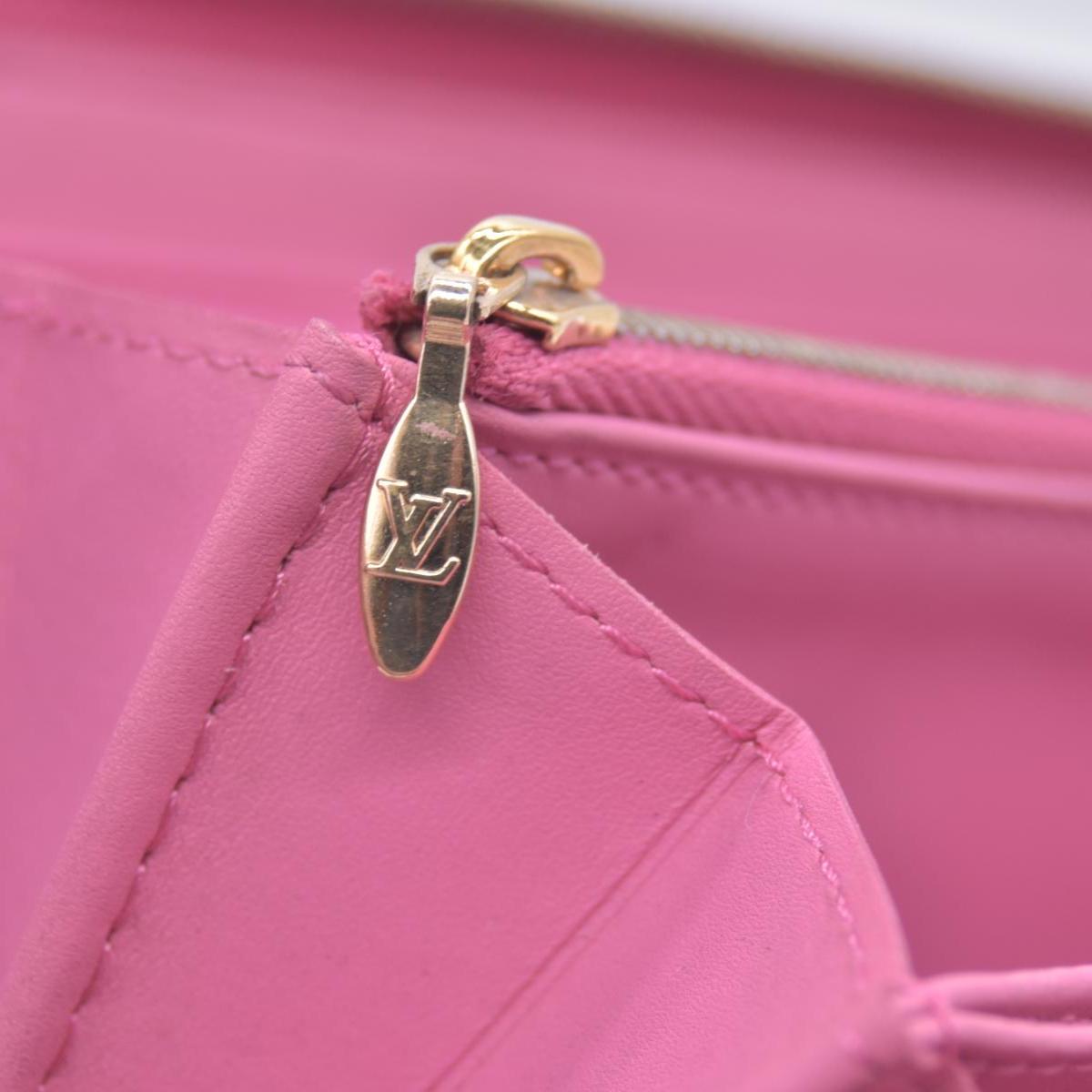 $970 2006 Louis Vuitton Vernis Zippy Wallet Rose Litchi CA0096