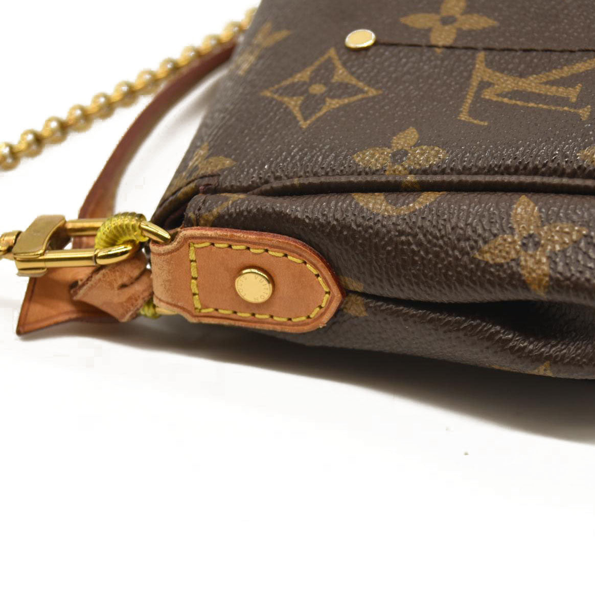 Louis Vuitton  Monogram Favorite PM SA4136