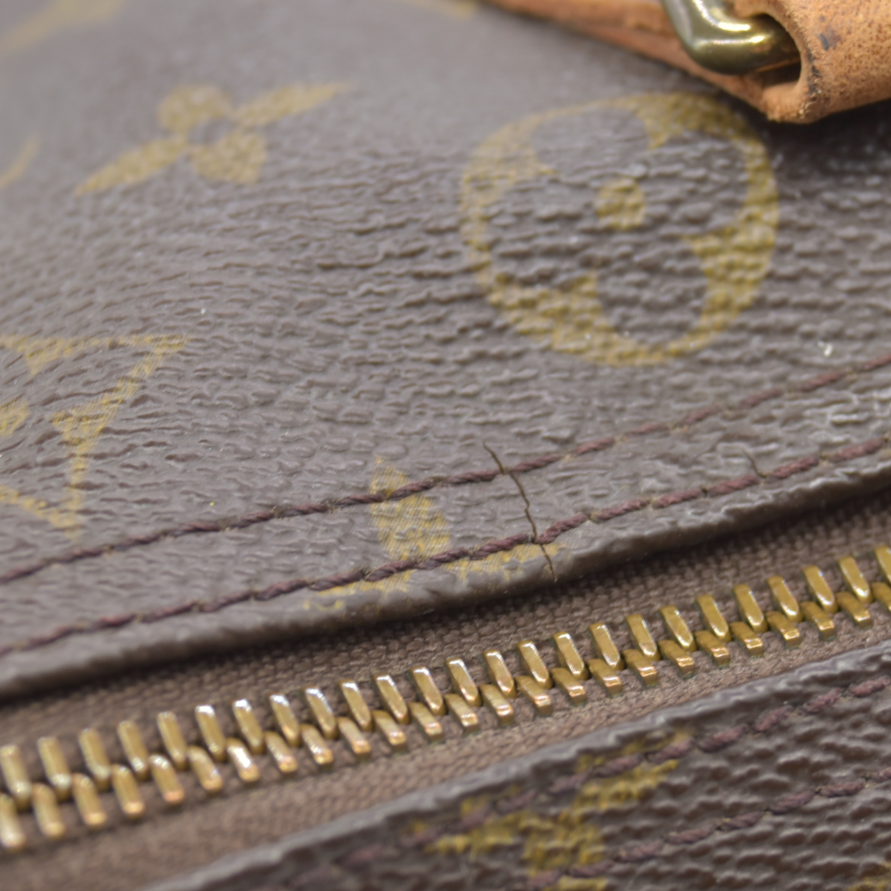 $1630 Pre-Owned Louis Vuitton Monogram Speedy 30 SD0967 1997