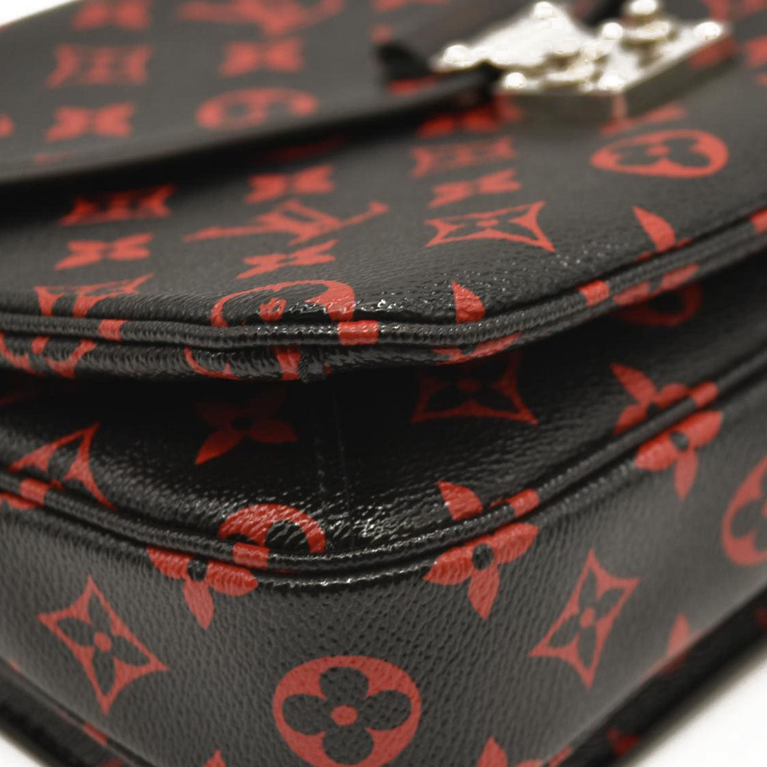 Louis Vuitton  Monogram Infrarouge Pochette Metis